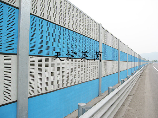 <a href=http://xundcs.com/news_article?news_id=129>高速公路隔音</a>